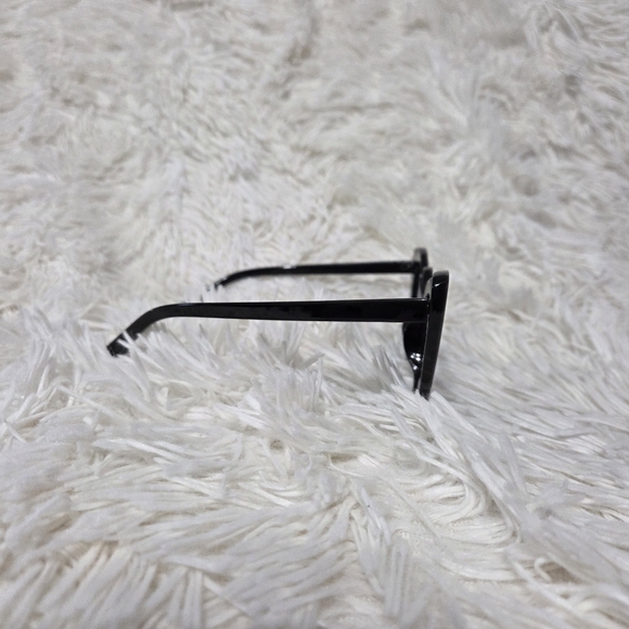 Heart Shaped Sunglasses Retro Cool Trendy Y2k Beach Vacation Party Travel Summer - Picture 3 of 7